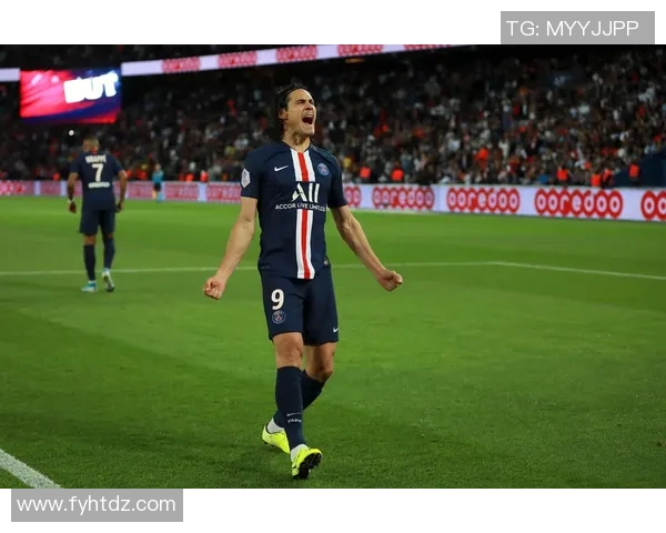 巴黎圣日耳曼队主场战胜尼斯，压哨进球为球队保住三分，坐稳法甲榜首位置