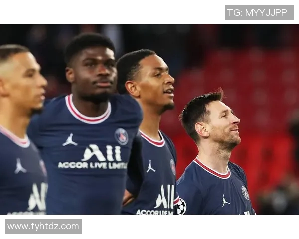 巴黎圣日耳曼战胜曼联，梅西梅开二度，取得欧冠小组赛首胜