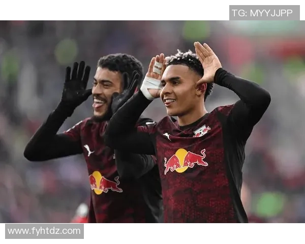 拜仁大胜登顶德甲榜首稳坐积分遥遥领先