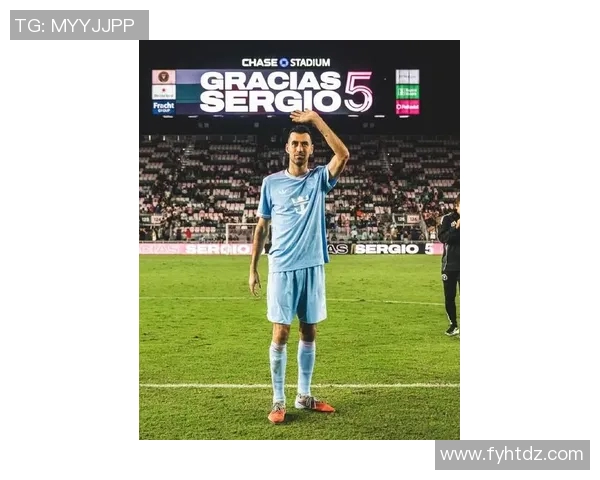 布冯传奇告别赛:梅西梅开二度,致敬与其并肩作战 布冯传奇告别赛:梅西梅开二度,致敬与其并肩作战