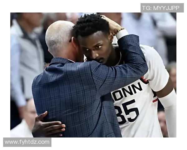 独行侠主帅确认霍华德加盟队伍，将强化内线实力助力季后赛挑战