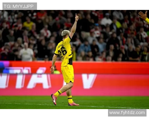 多特蒙德主帅呼吁全力争夺德甲冠军，继续努力为球队荣誉拼搏