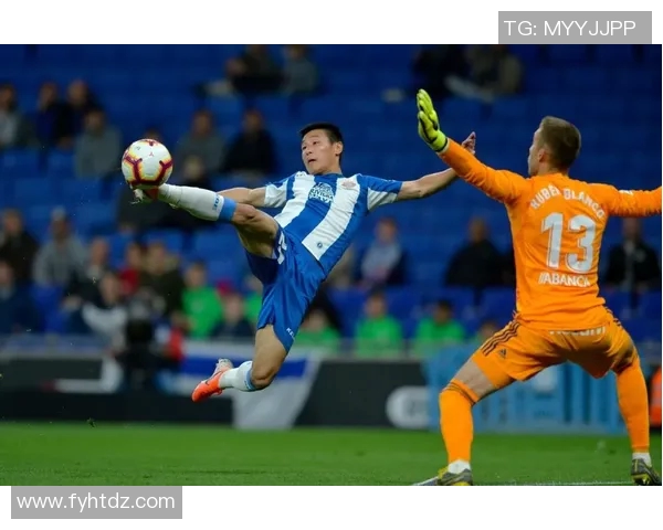 瓦伦西亚主席重振雄心,誓言球队重组冲击西甲巅峰 瓦伦西亚主席重振雄心,誓言球队重组冲击西甲巅峰