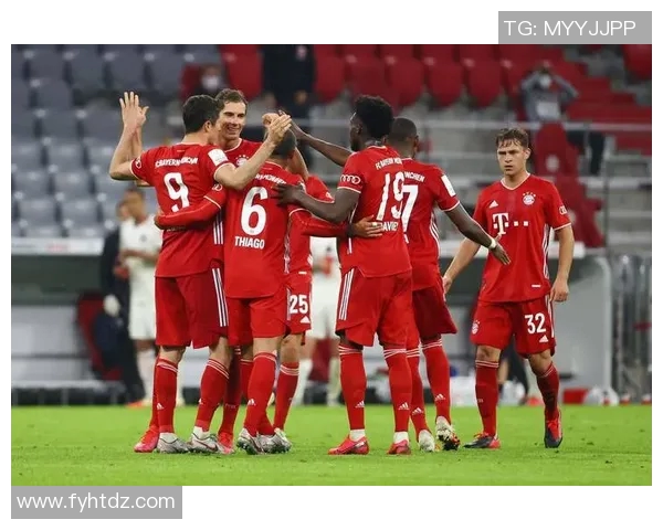 奥格斯堡队斗志昂扬,赢得德甲赞誉声声 奥格斯堡队斗志昂扬,赢得德甲赞誉声声